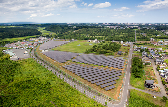 小松ヶ丘太陽光発電所(青森県)