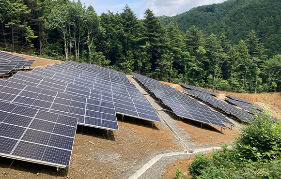 飯能太陽光発電所(埼玉県)